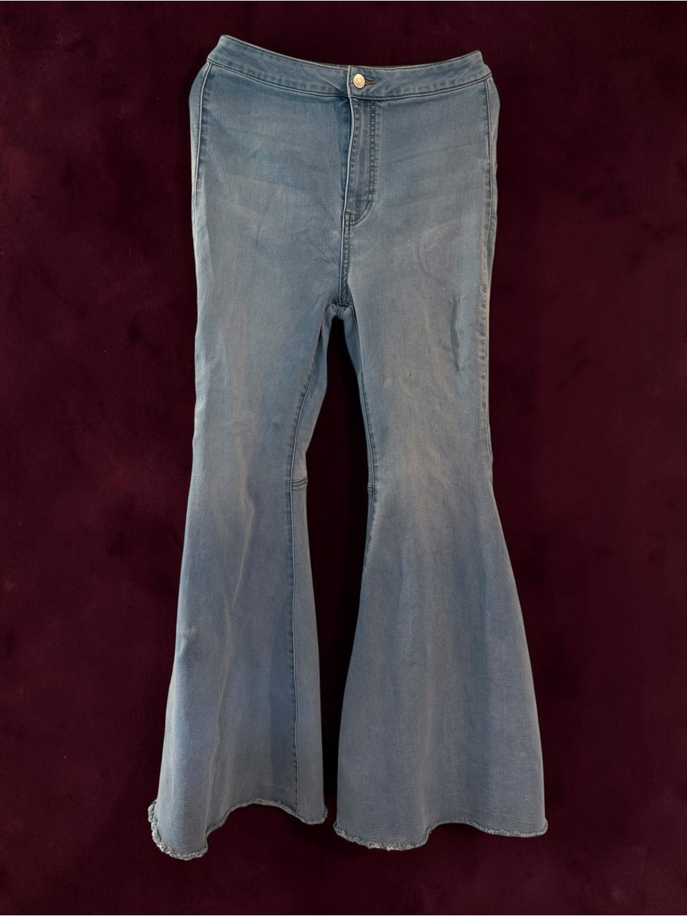 Free People We The Free Flare Jeans Sz 30 Light Wash Raw Hem Boho 70s Bottoms